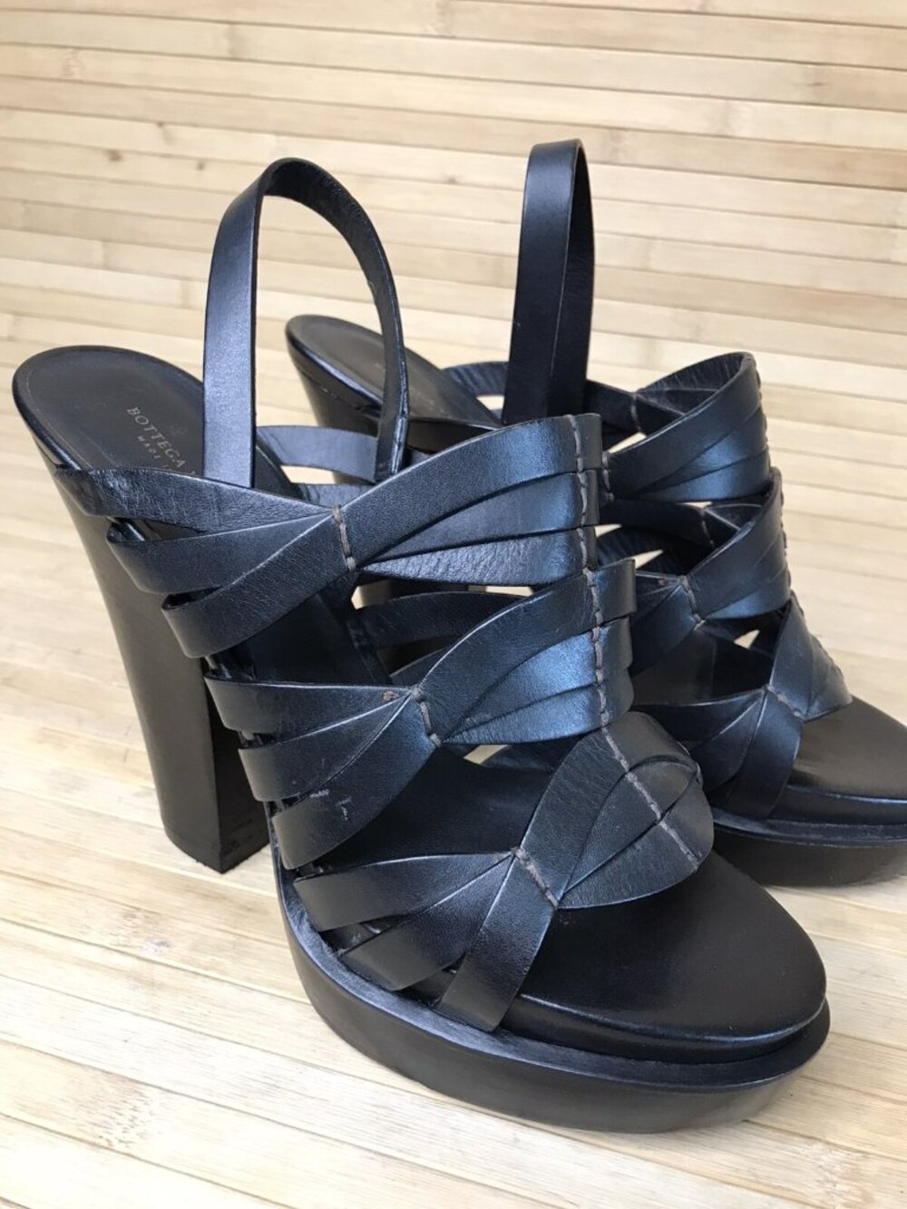 Bottega Veneta Black Woven Leather Strappy High Heels Open Toe Women's 38.5 EUC - Picture 3 of 9